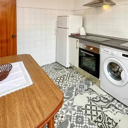 2 Bedroom Gorgeous In